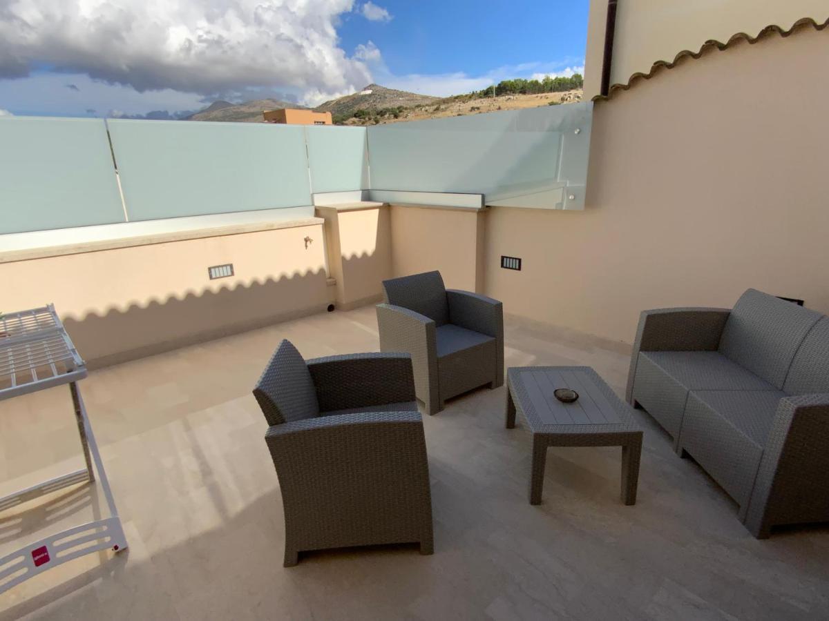Oasi Nel Deserto Bed & Breakfast Custonaci Exterior photo